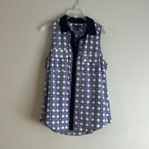 Collared tank top blouse